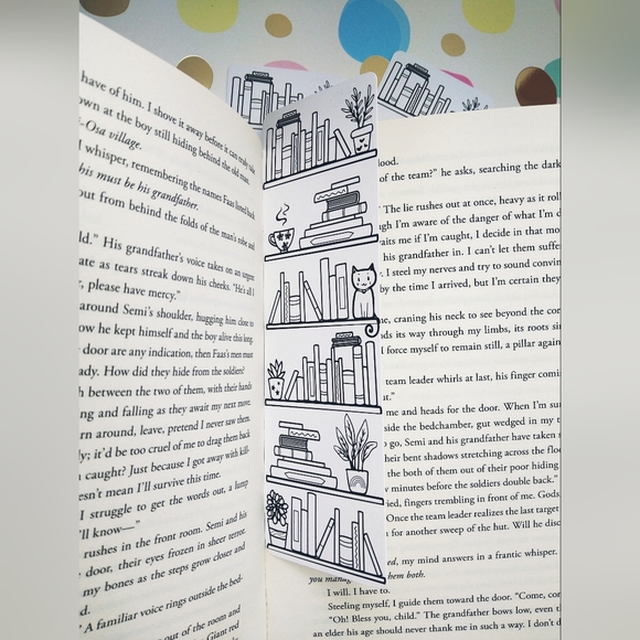 My Messy Bookshelf Bookmark Collection - Picture 4 of 7